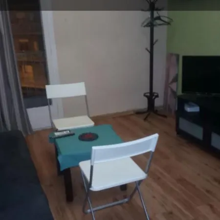 2 Bedroom Center Apartment