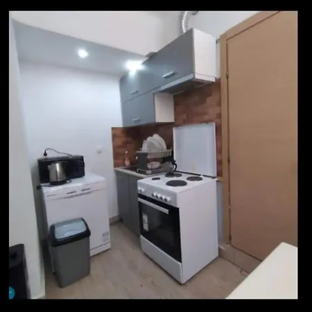 Apartment 2 Bedroom Center