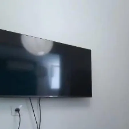 2 Bedroom Center *