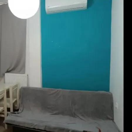 2 Bedroom Center